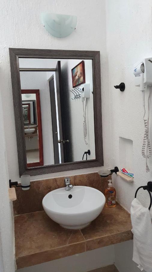 梅里达Casa Hector, Con Jacuzzi, Cerca Del Foro Gnp.别墅 外观 照片