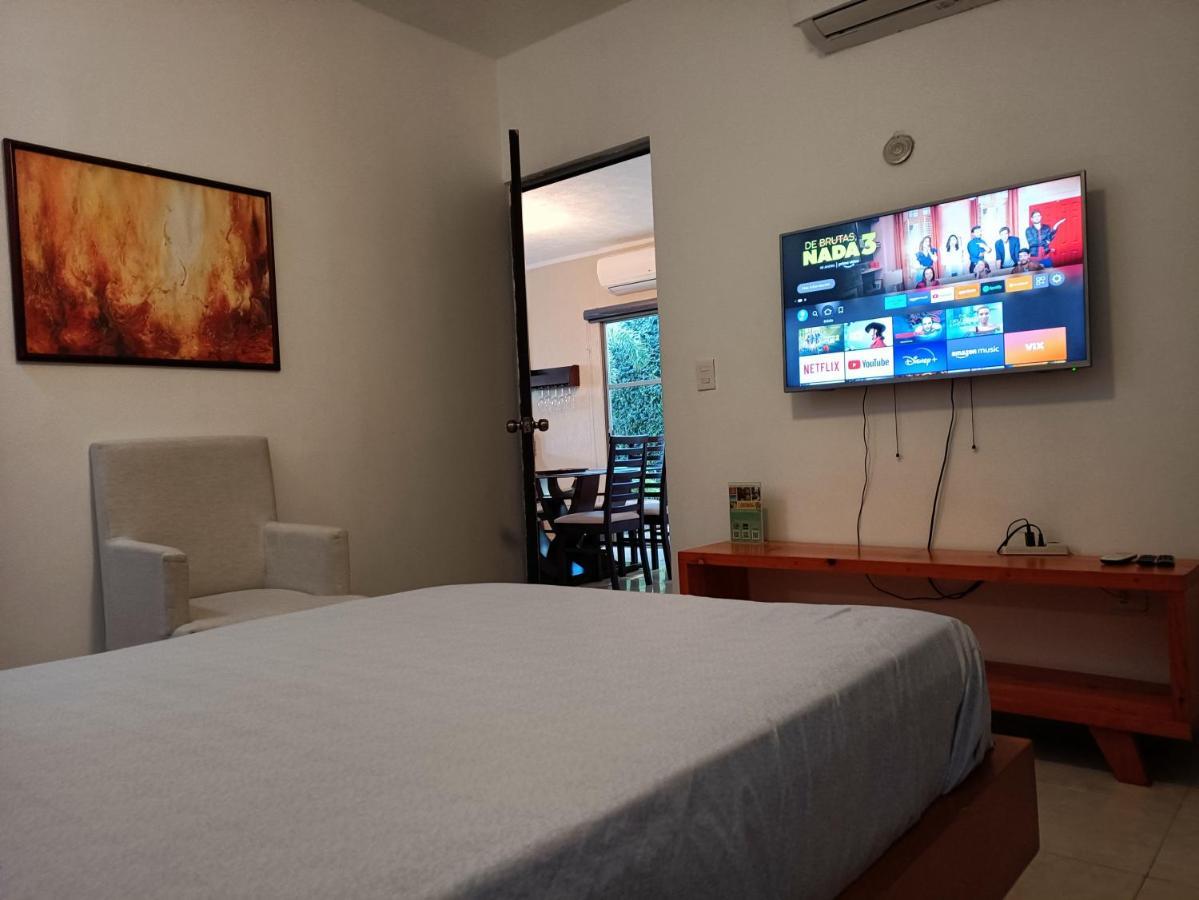 梅里达Casa Hector, Con Jacuzzi, Cerca Del Foro Gnp.别墅 外观 照片
