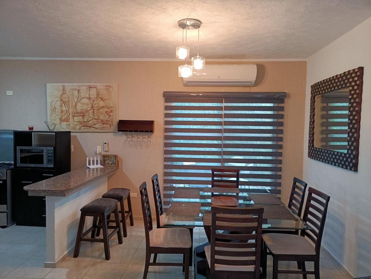 梅里达Casa Hector, Con Jacuzzi, Cerca Del Foro Gnp.别墅 外观 照片