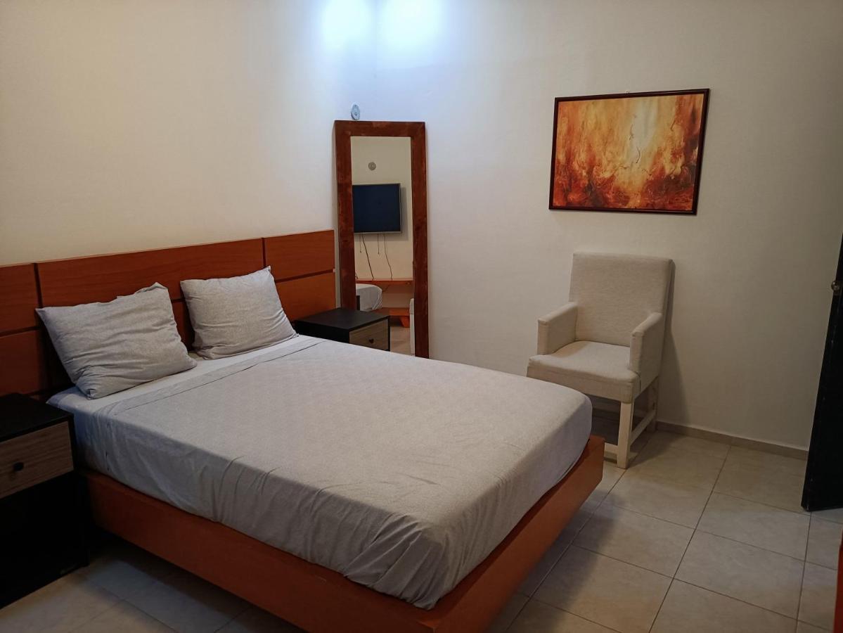 梅里达Casa Hector, Con Jacuzzi, Cerca Del Foro Gnp.别墅 外观 照片